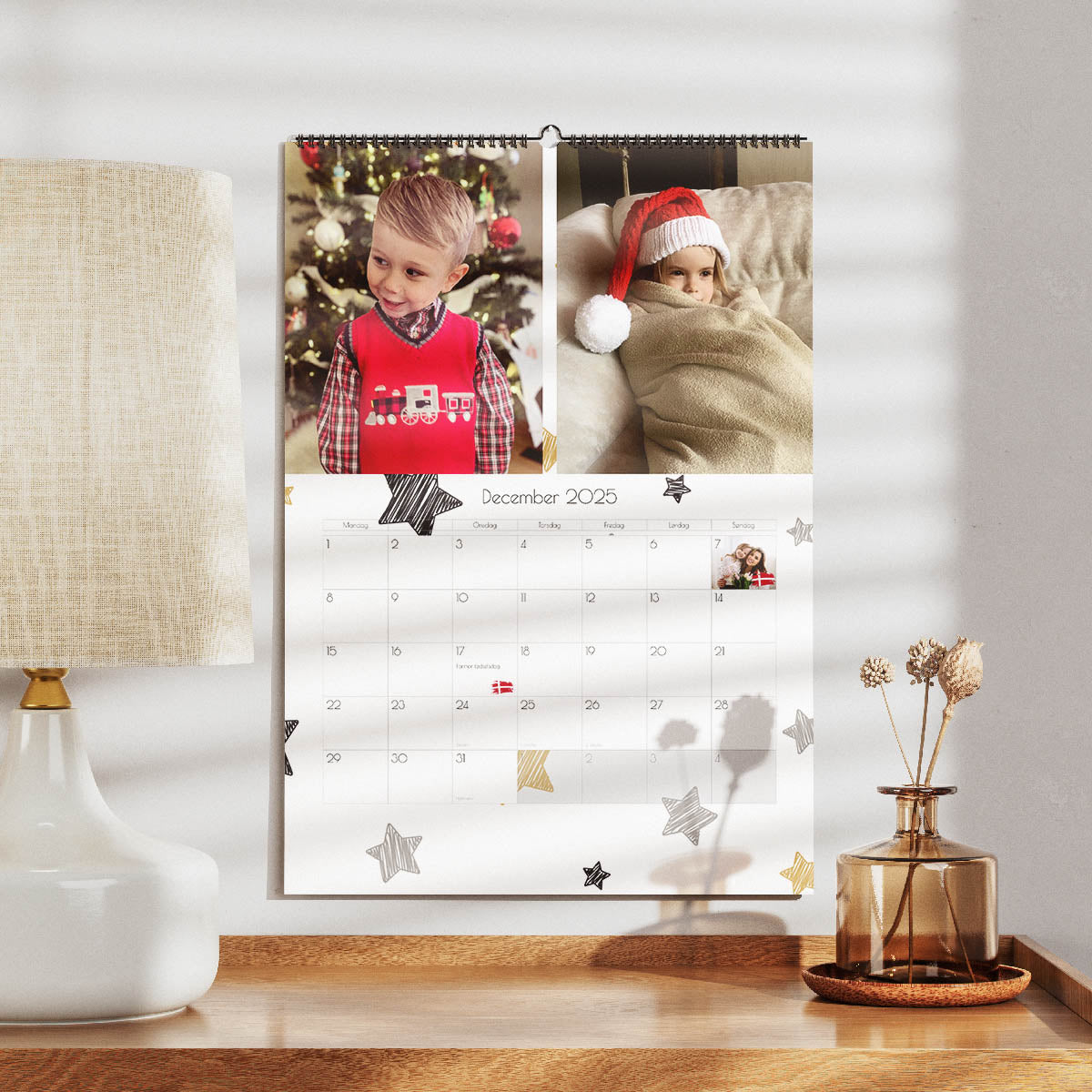 Grundlæggende Kalender - Standard Design til Personlige Minder