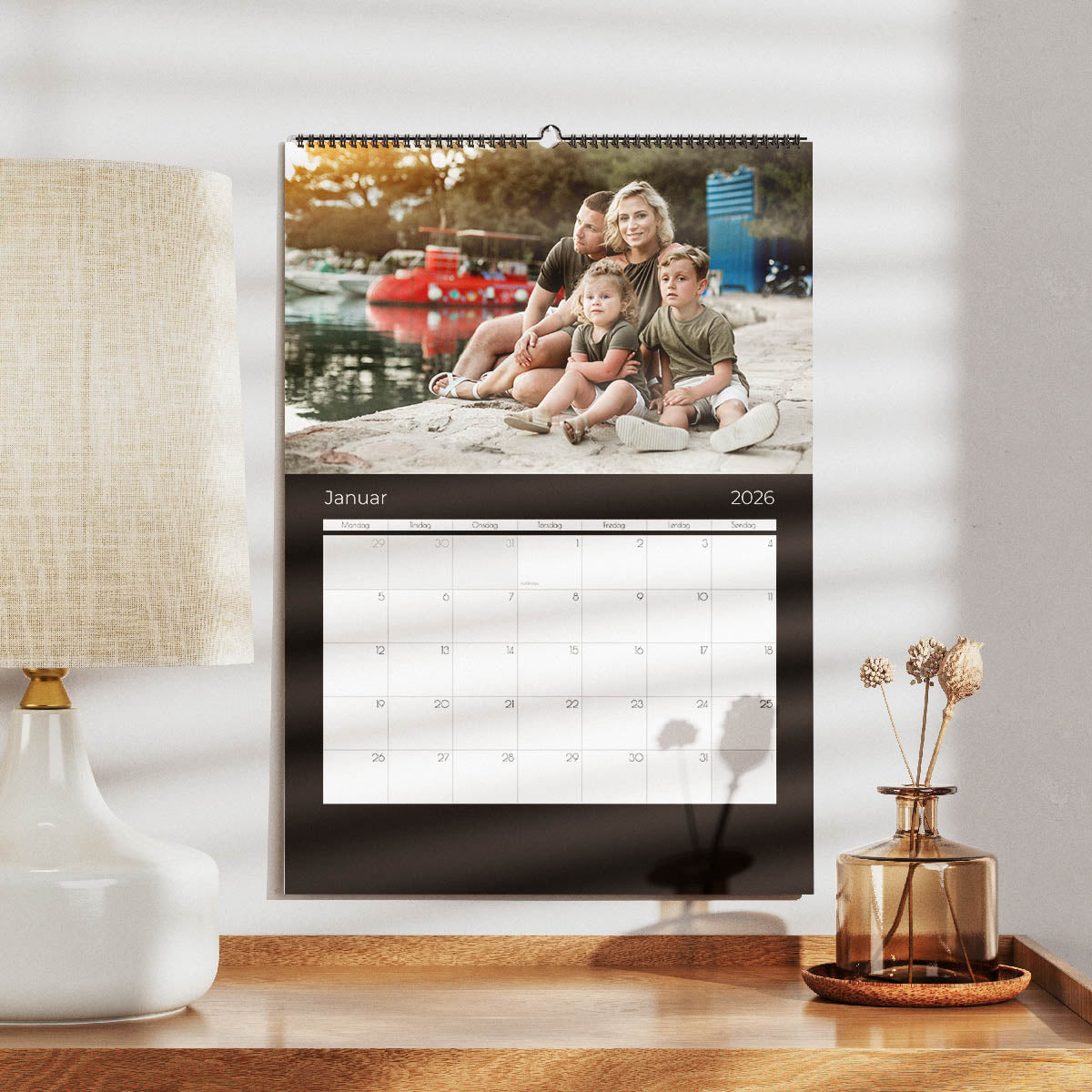 Grundlæggende Kalender - Sort - Effektiv Planlægning