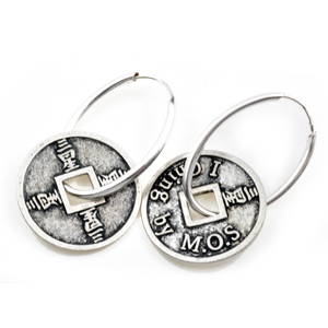 Øreringe med I Ching mønt - 43mm - By M.o.s - La Chance®